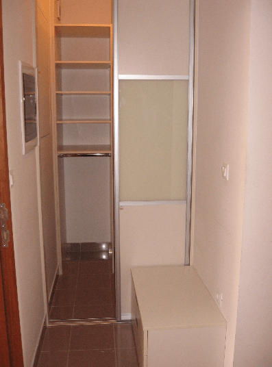 garderobni prostor na hodniku